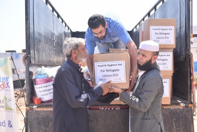 Madrasah Zeenatul Quran Food Pack Distribution (3)
